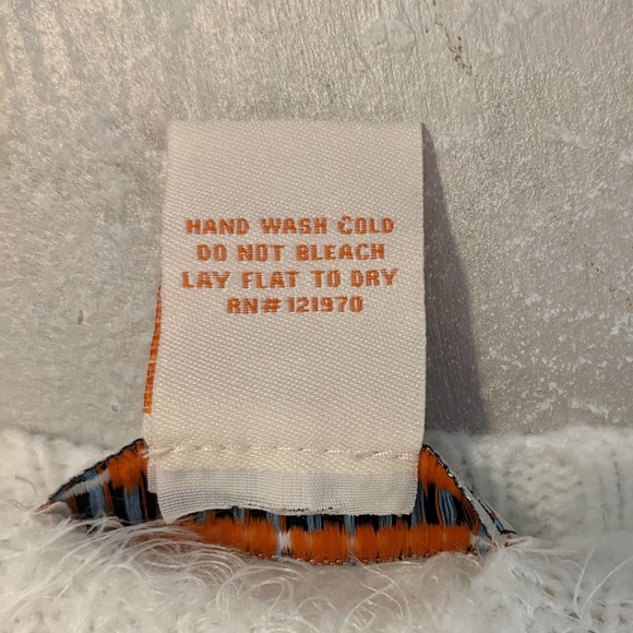 Flying Tomato Soft Fuzzy Creamy White Cardigan Sweater Size M NWOT - Picture 6 of 6